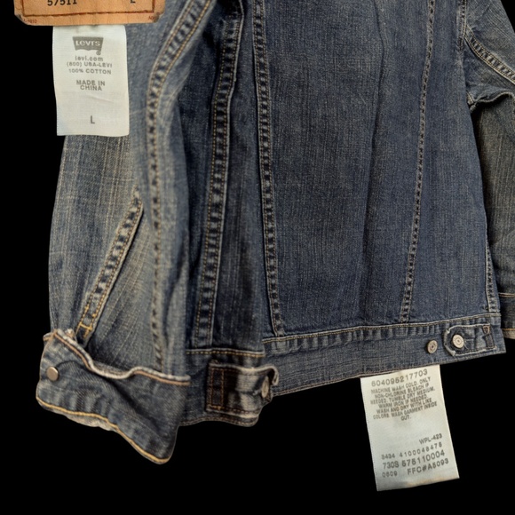 Vintage (90's/Y2K) Levi's - 57511 Trucker Workwear Jean Jacket, L Woman/M Men - Picture 4 of 4